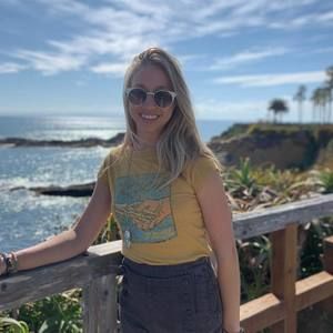 Meet your Posher, Laurel